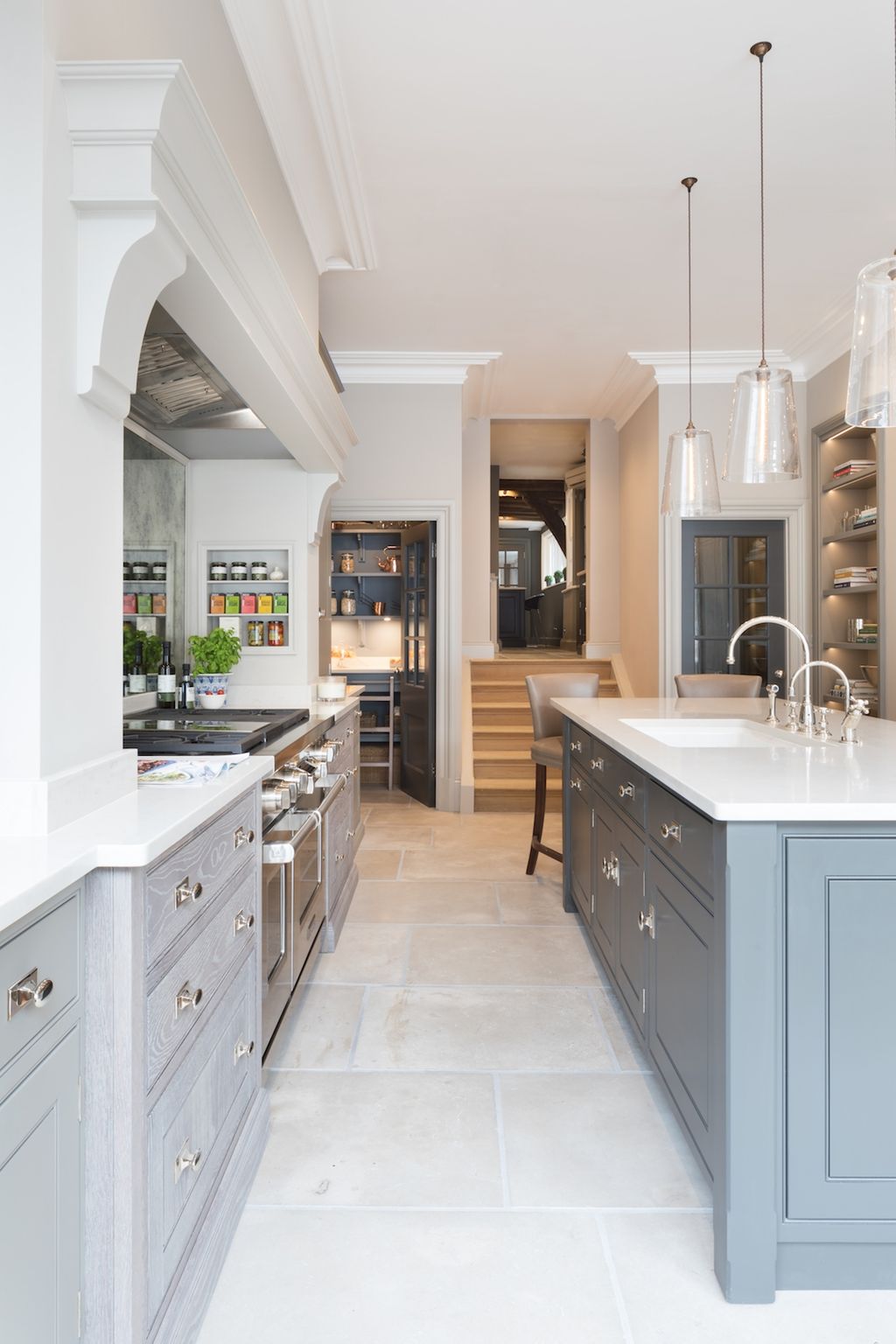How we chose the Brampton Limestone floor tile for the Spenlow Kitchen in the Humphrey Munson St. Albans showroom