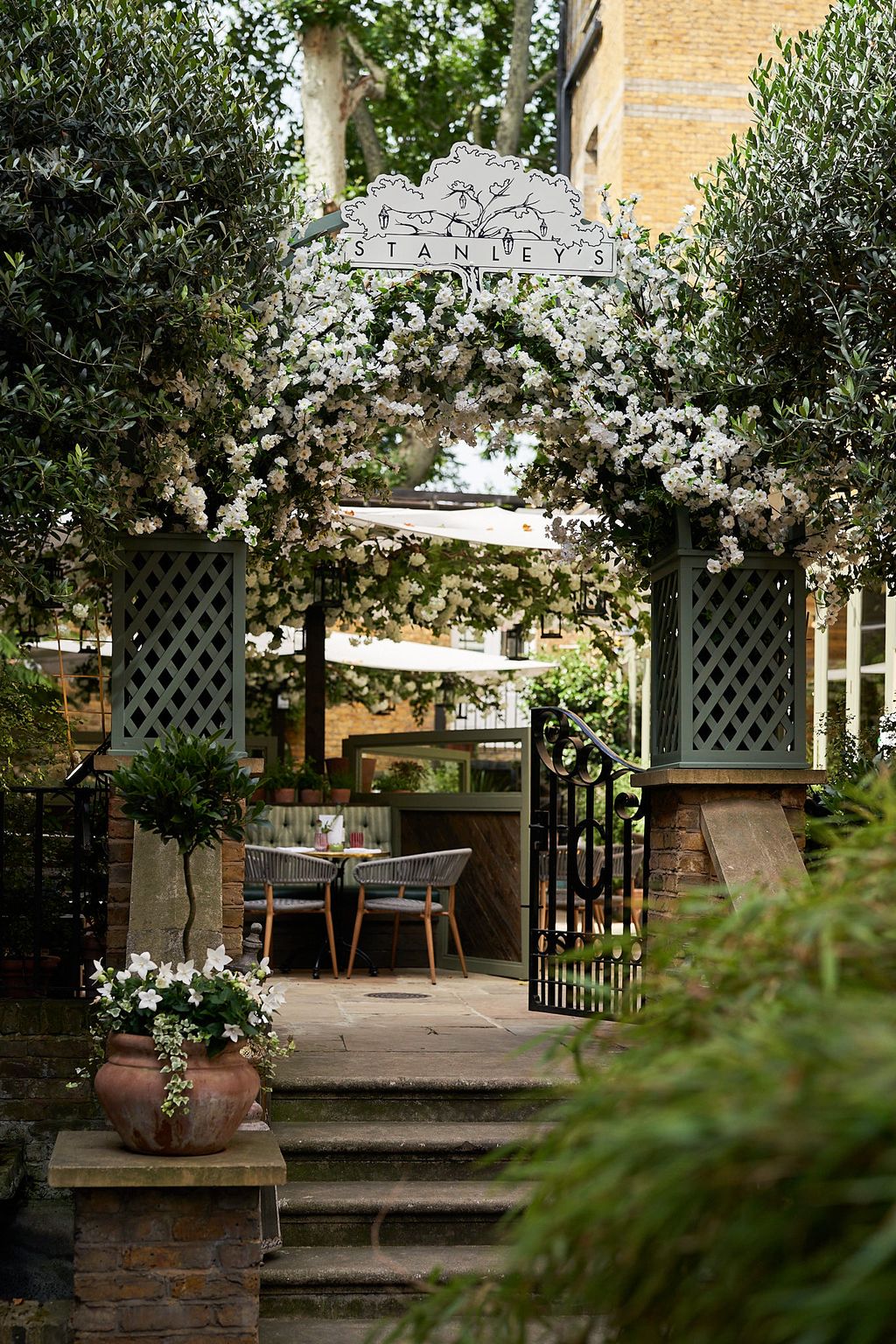 Stanley’s Restaurant | Secret Garden In Chelsea