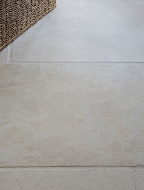 Fairford Natural Limestone Aged - Image 7