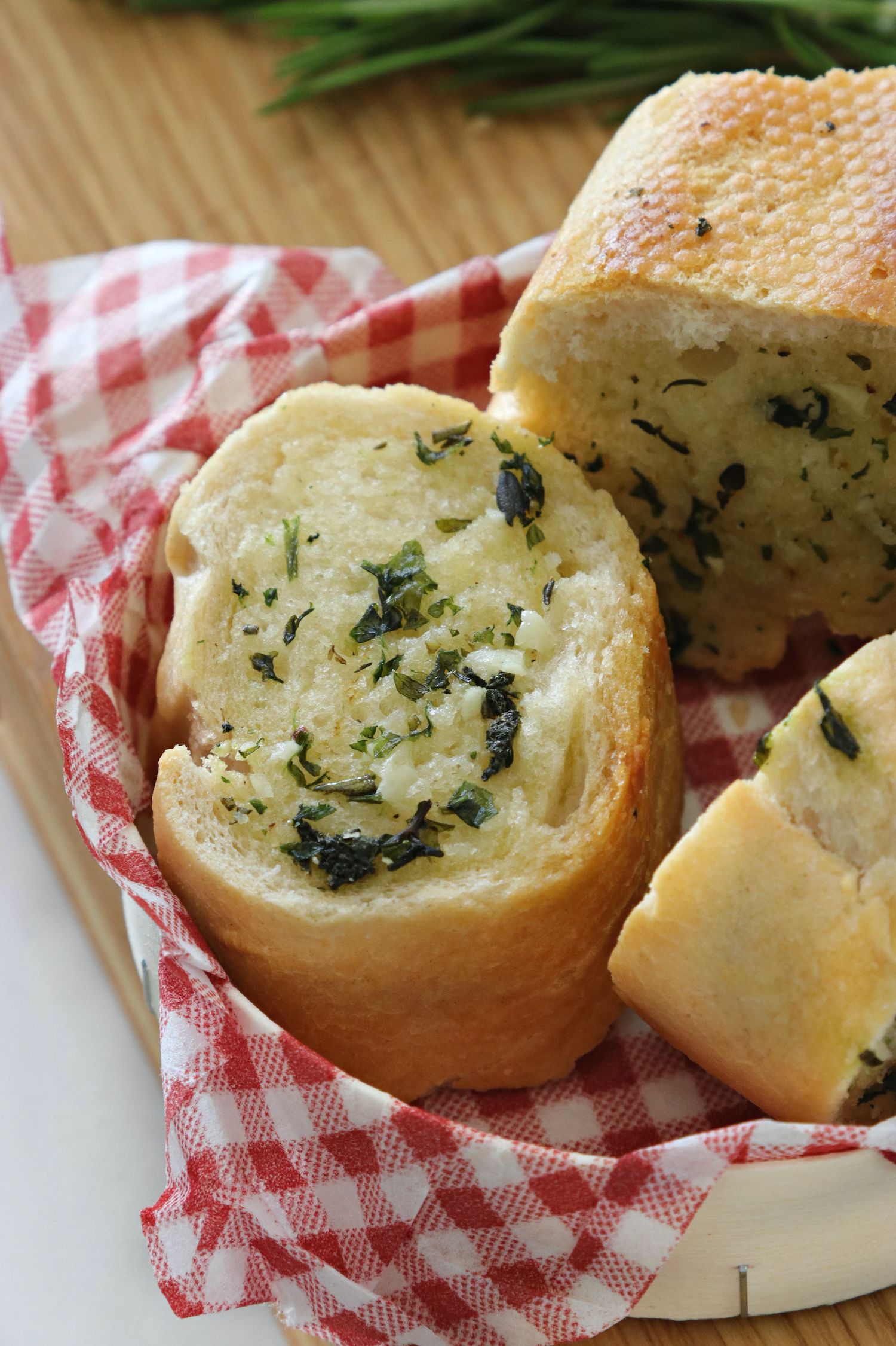 Recipe Notes | Baked Camembert & Garlic Bread - Humphrey Munson Blog