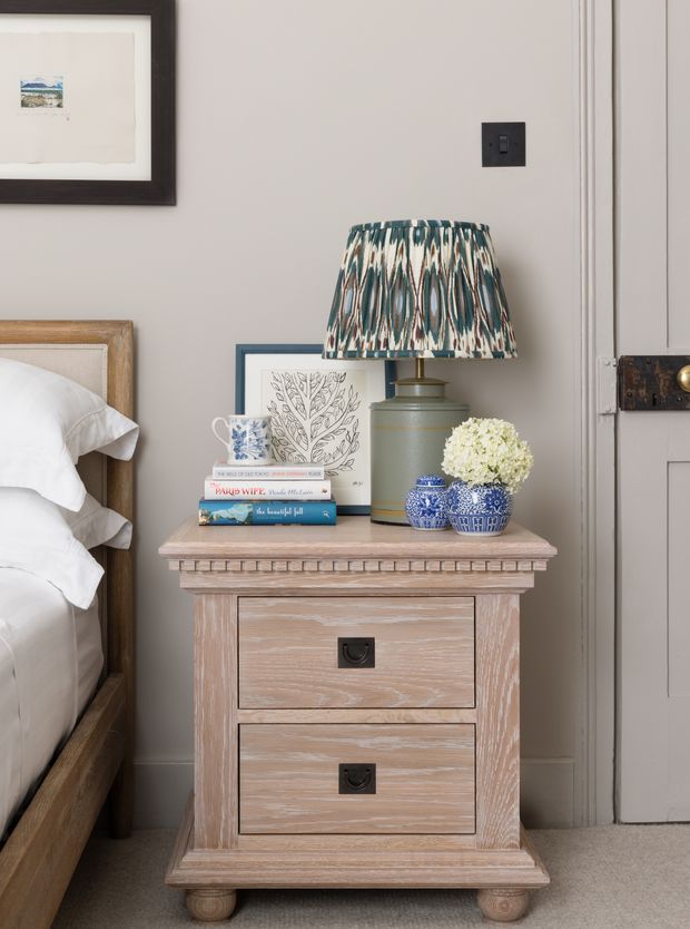 Jasper bedside table, in Portman oak and dentil block detail