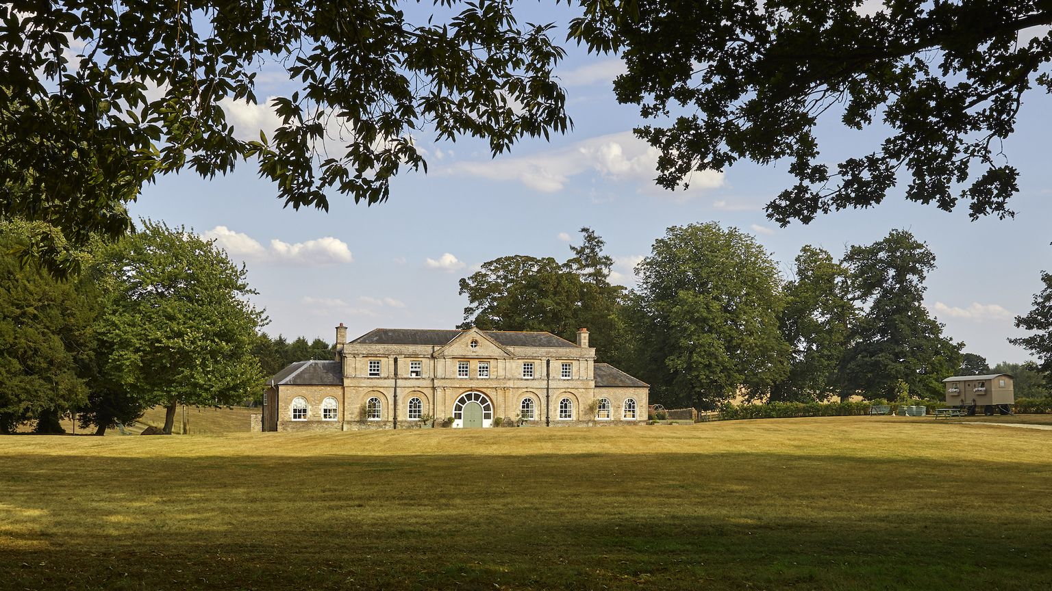 The Coach House | Inside Katharine Pooley’s country house kitchen