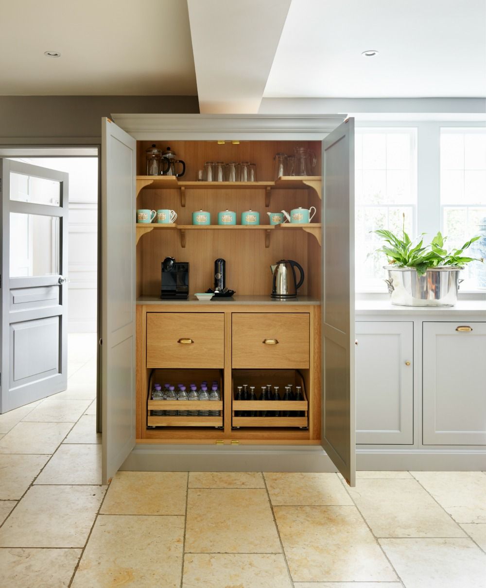 Drinks Pantry in the Old Rectory Project - Humphrey Munson