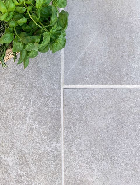 Sloane Outdoor Porcelain