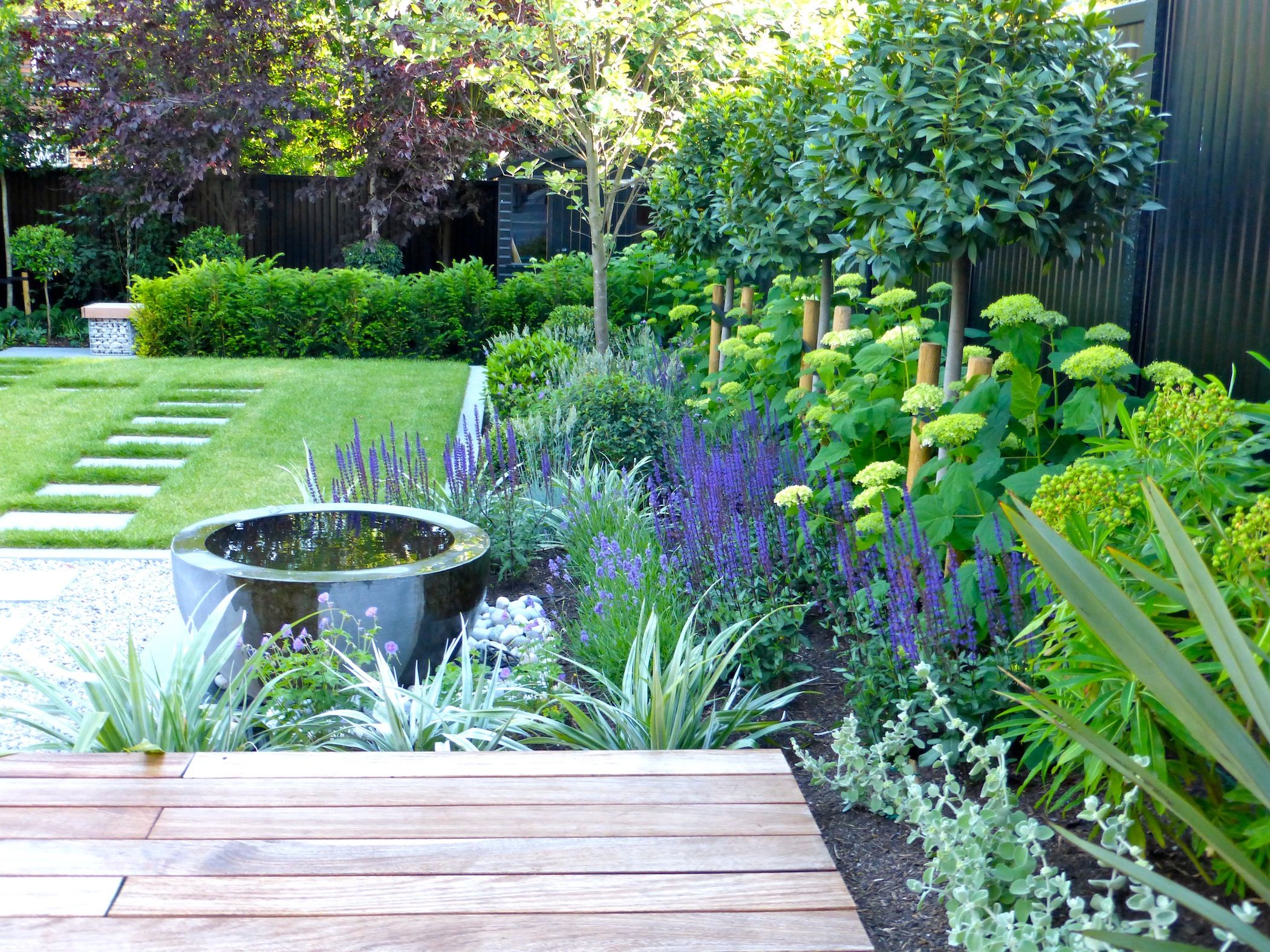 Hampstead Garden Design - Humphrey Munson
